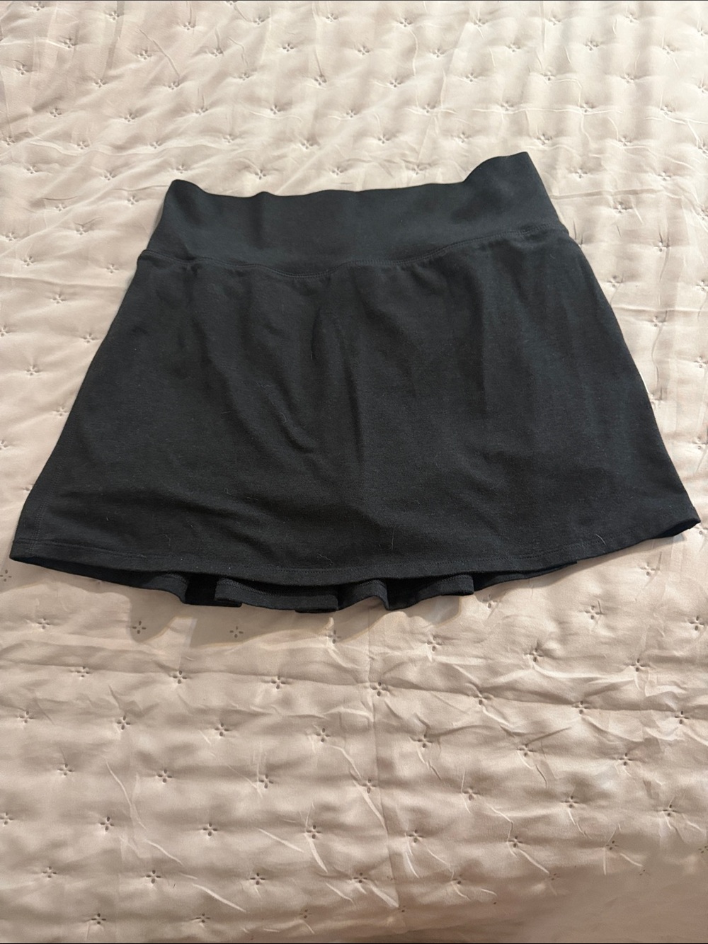 Vuori Black Tennis/ Workout Skirt - XS